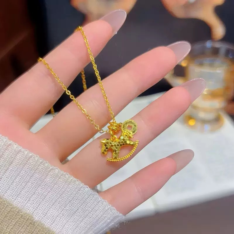Coin Necklace Delicate - สร้อยคอจี้รูปม้าประดับคริสตัล ดีไซน์หรูหรา น้ำหนักเบา เสริมโชคลาภ ความมั่งคั่ง สำหรับผู้หญิง