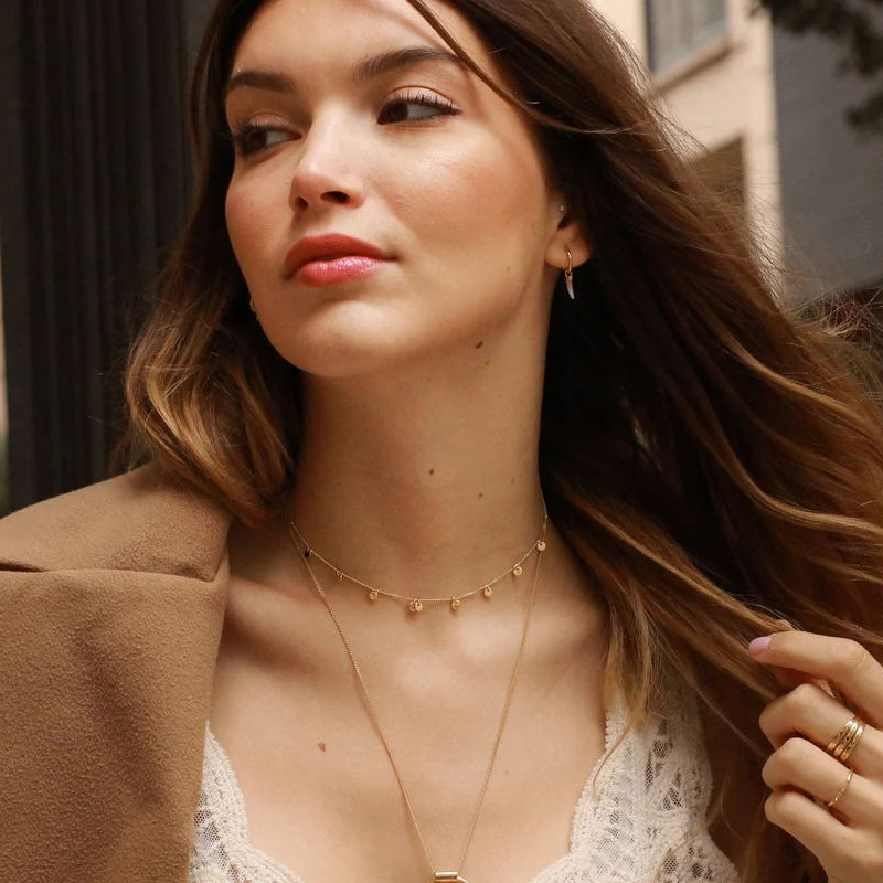 สร้อยคอแผ่นดิสก์หลายเหรียญขนาด - Coin Necklace Delicate บทวิจารณ์และราคา